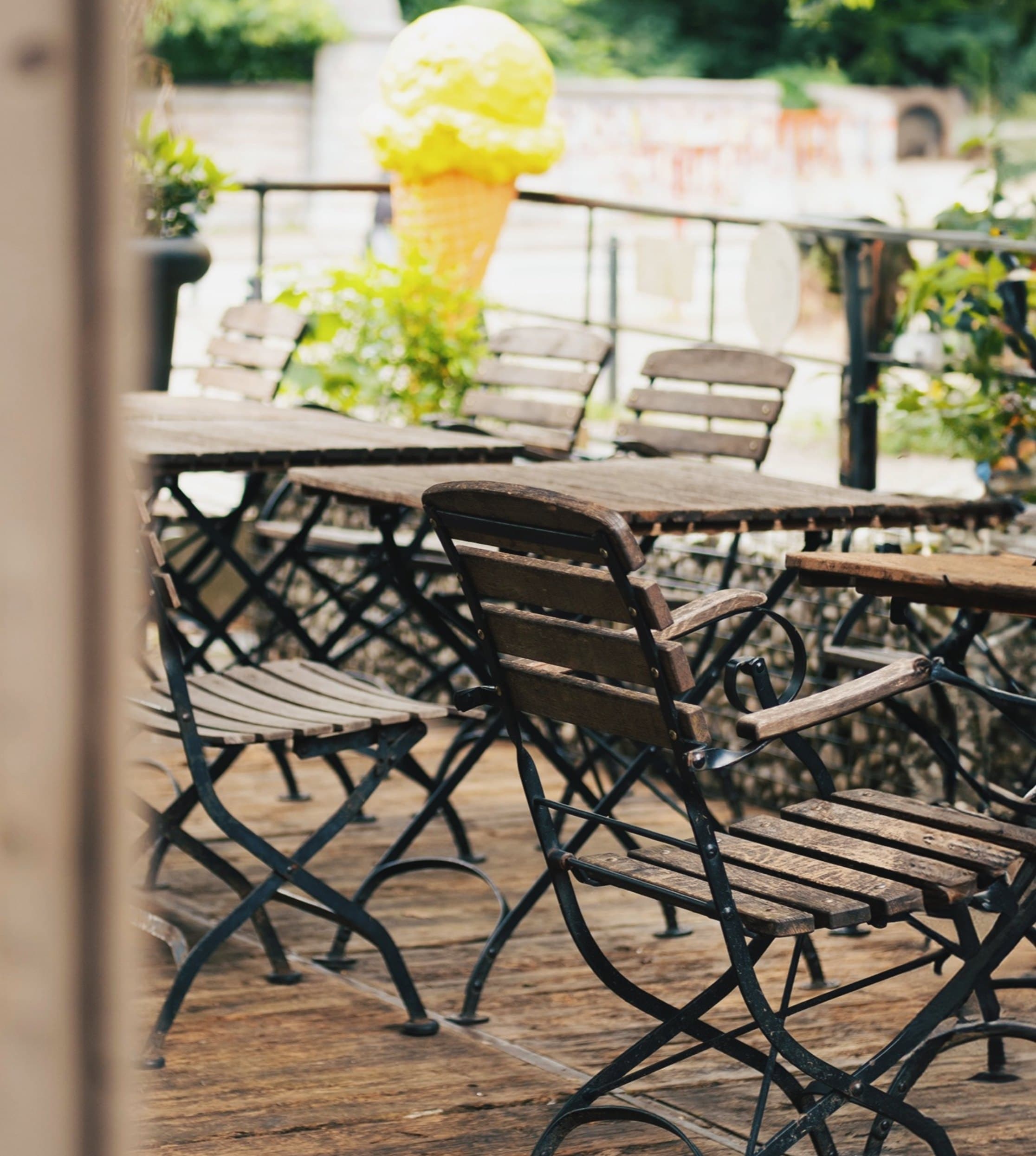 La terrasse ensoleillée de Côté Gourmand